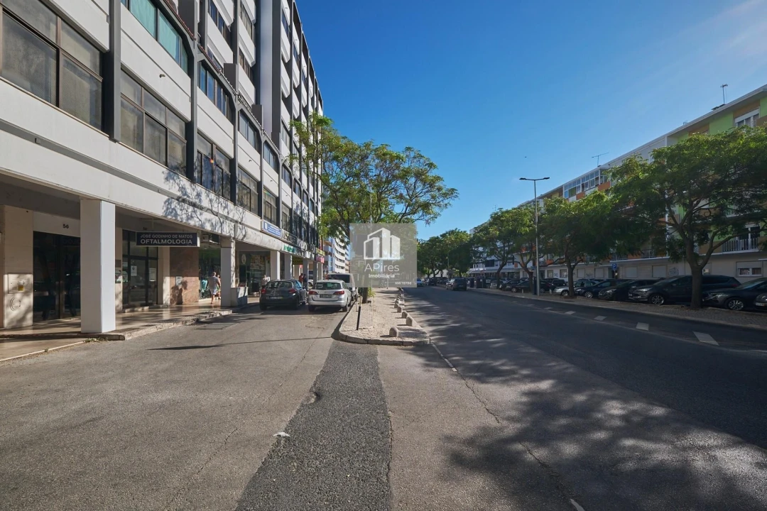 Apartamento T2 para Venda em Almada, Cova da Piedade, Pragal e Cacilhas Foto 26