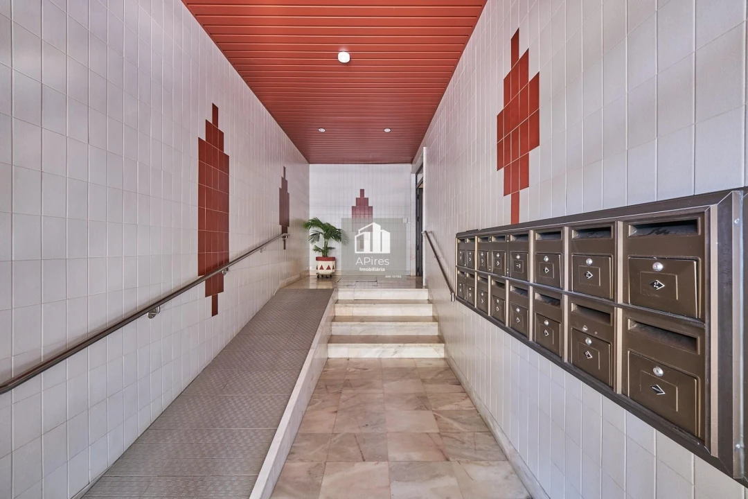 Apartamento T2 para Venda em Almada, Cova da Piedade, Pragal e Cacilhas Foto 21