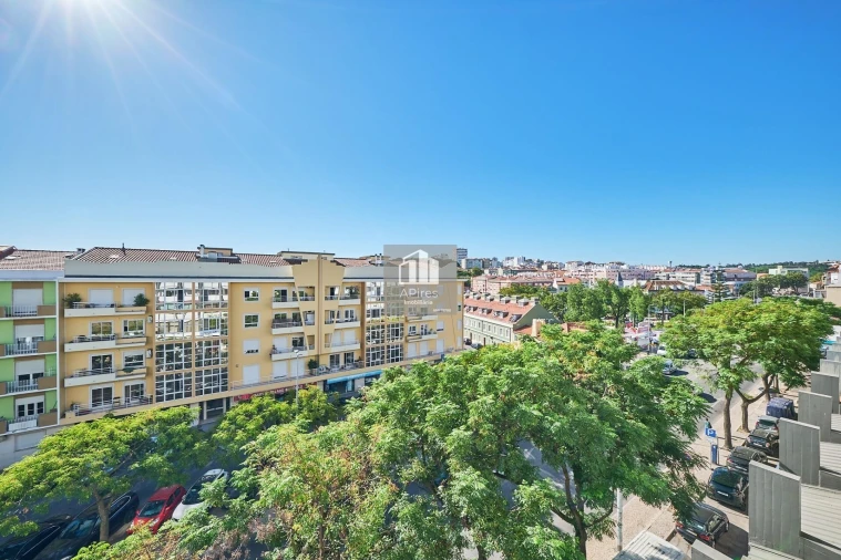 Apartamento T2 para Venda em Almada, Cova da Piedade, Pragal e Cacilhas Foto 22