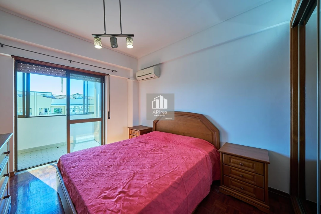 Apartamento T2 para Venda em Almada, Cova da Piedade, Pragal e Cacilhas Foto 9