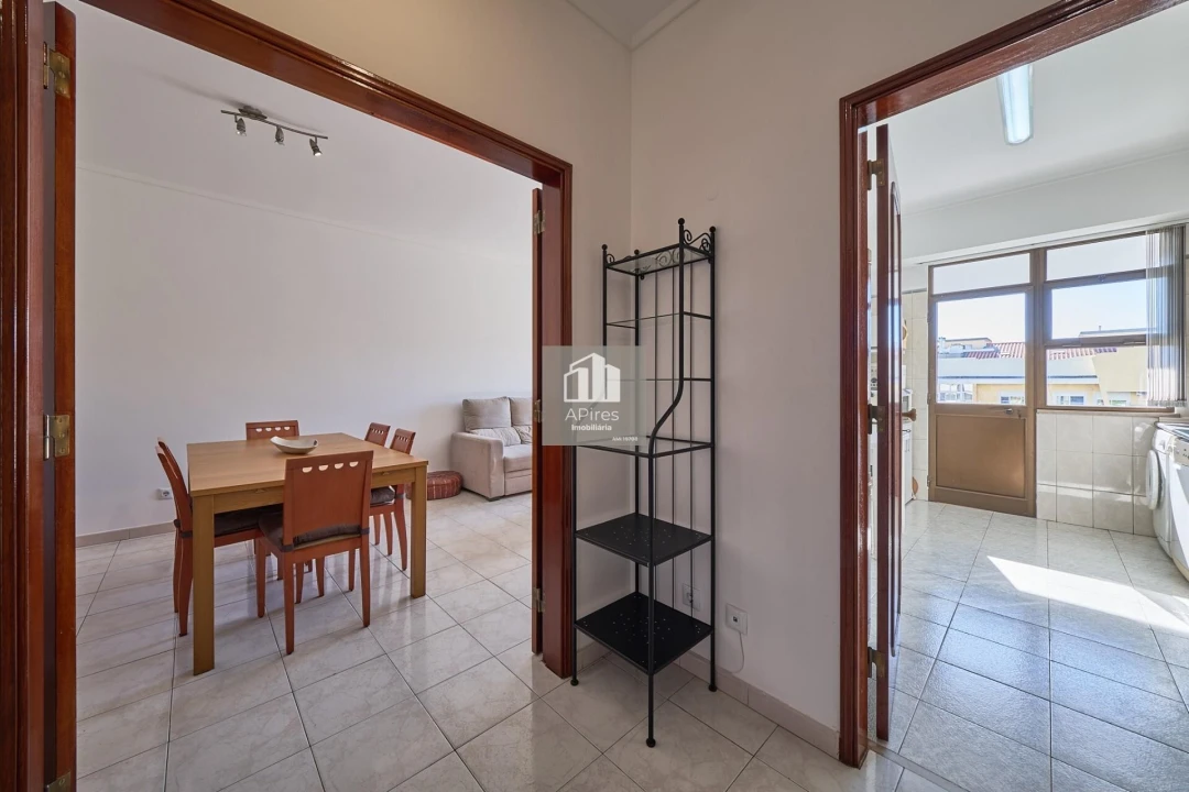 Apartamento T2 para Venda em Almada, Cova da Piedade, Pragal e Cacilhas Foto 5