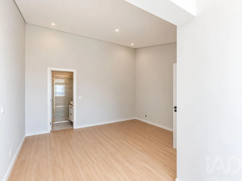 Apartamento T2 para Venda em Oeiras e São Julião da Barra, Paço de Arcos e Caxias Foto 25