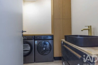 Apartamento T2 para Venda em Oeiras e São Julião da Barra, Paço de Arcos e Caxias