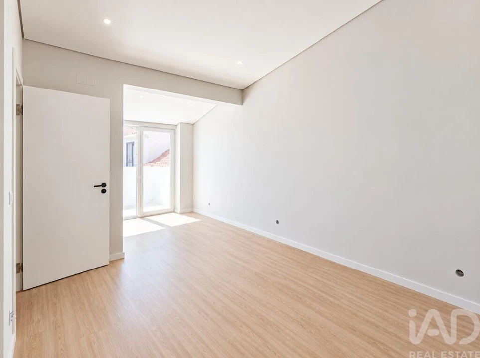 Apartamento T2 para Venda em Oeiras e São Julião da Barra, Paço de Arcos e Caxias Foto 15