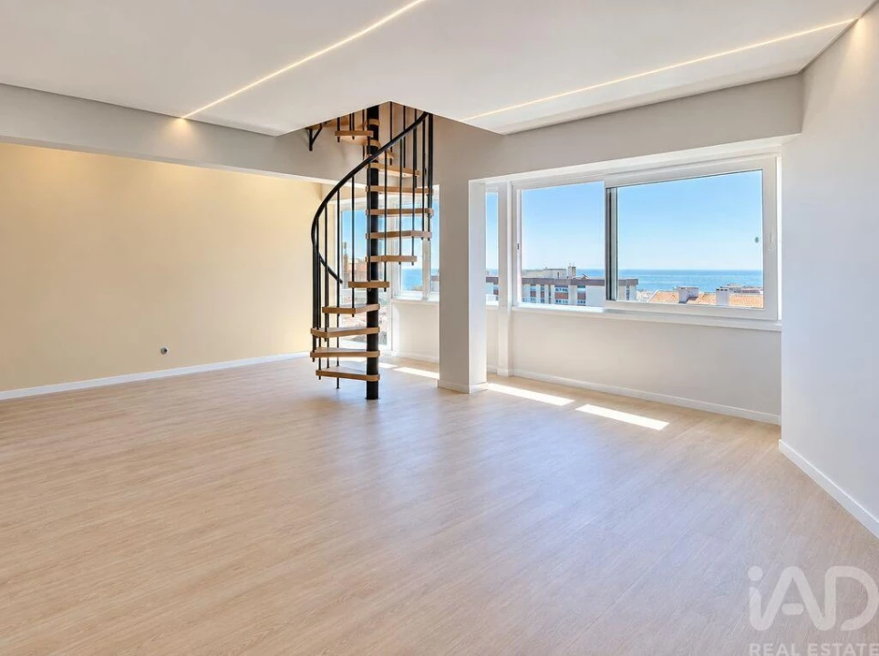 Apartamento T2 para Venda em Oeiras e São Julião da Barra, Paço de Arcos e Caxias Foto 1