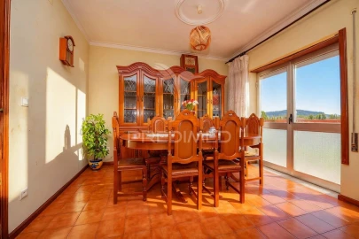 Moradia T3 para Venda em Pico de Regalados, Gondiães e Mós