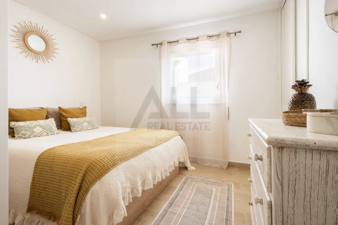 Apartamento T3 para Venda em Vila do Bispo e Raposeira Foto 13