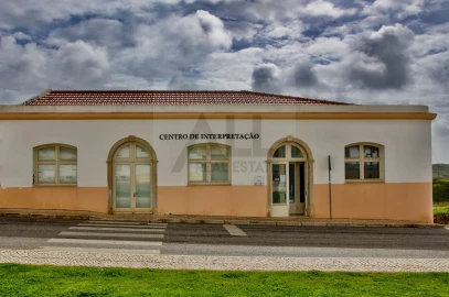 Apartamento T3 para Venda em Vila do Bispo e Raposeira