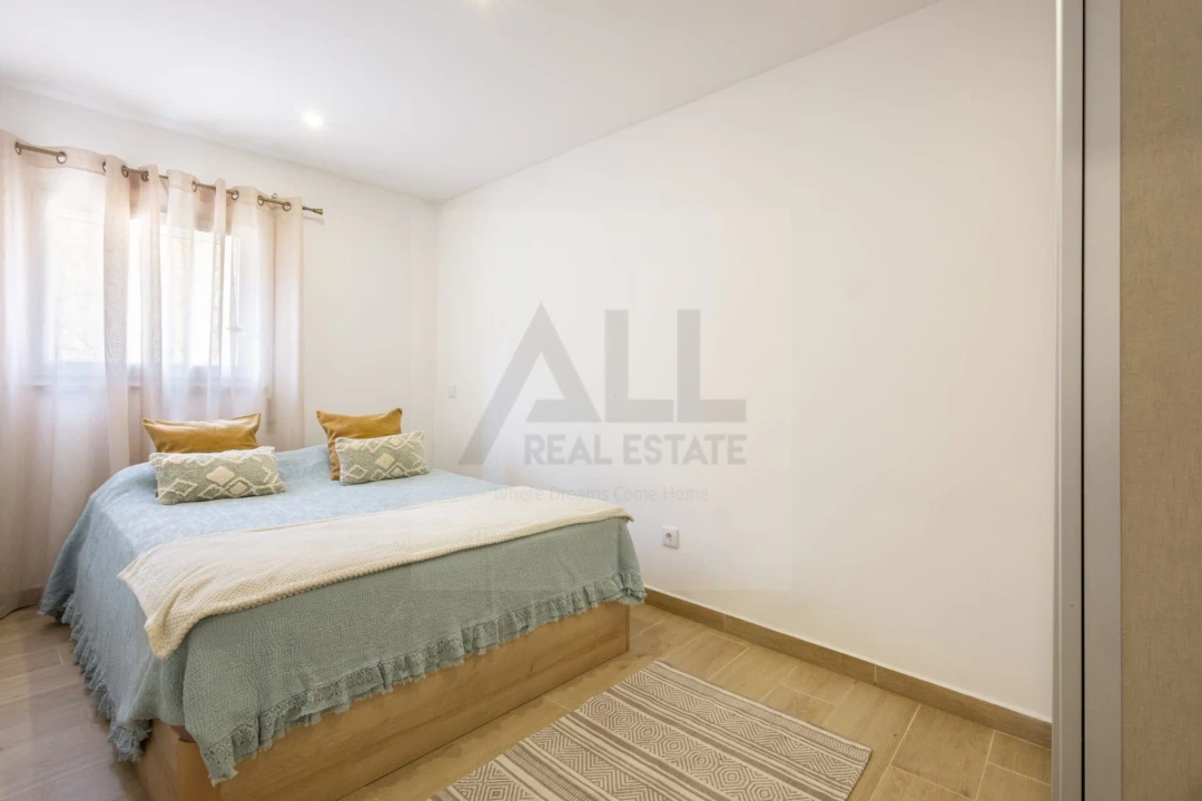 Apartamento T3 para Venda em Vila do Bispo e Raposeira Foto 12