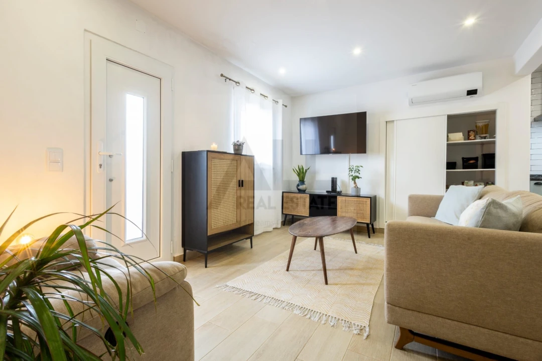 Apartamento T3 para Venda em Vila do Bispo e Raposeira Foto 1