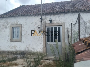Moradia T2 para Venda em Sapataria