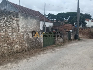 Moradia T2 para Venda em Sapataria