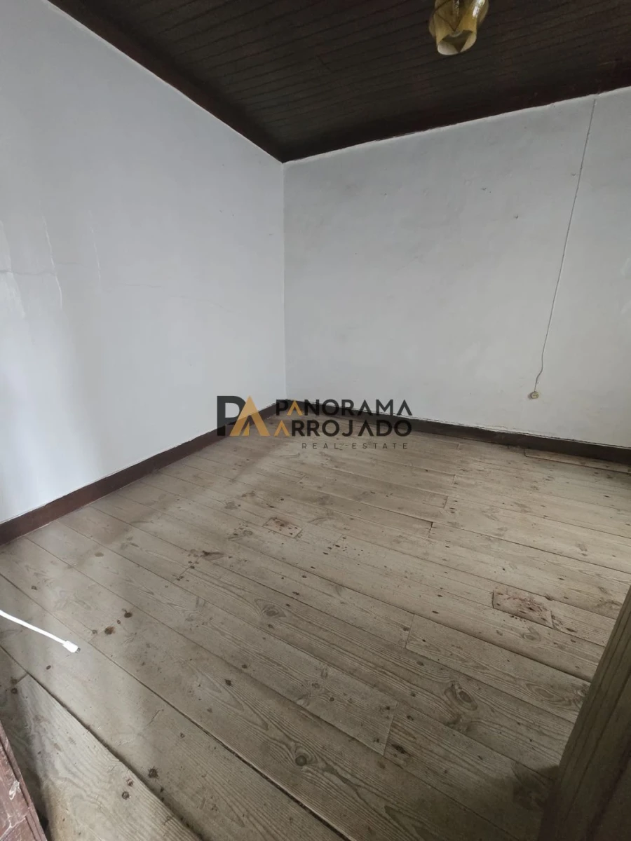 Moradia T2 para Venda em Sapataria Foto 21