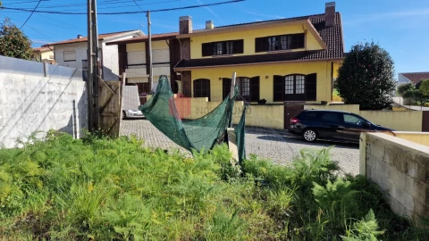 Terreno para Venda em Moreira