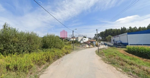 Terreno Comércio / Armazém para Venda em Coronado (São Romão e São Mamede)