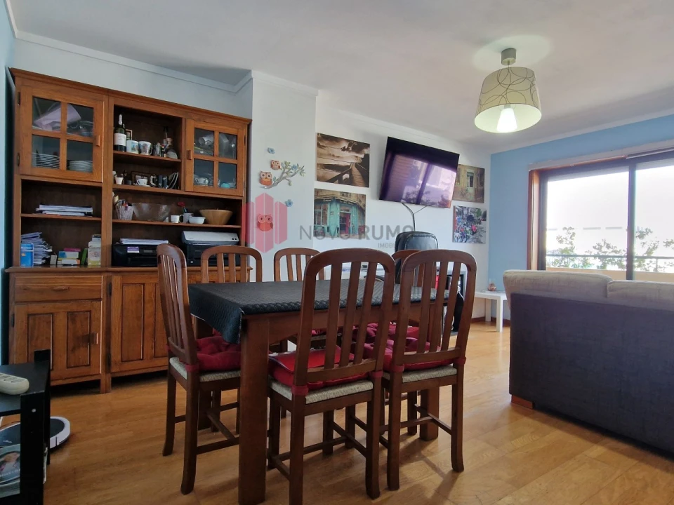 Apartamento T2 para Venda em Cidade da Maia Foto 2