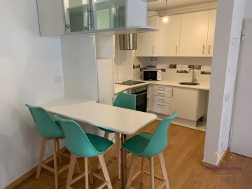 Apartamento T1 para Venda em Oeiras e São Julião da Barra, Paço de Arcos e Caxias