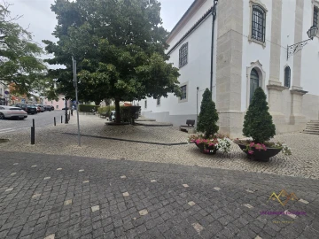 Apartamento T1 para Venda em Oeiras e São Julião da Barra, Paço de Arcos e Caxias