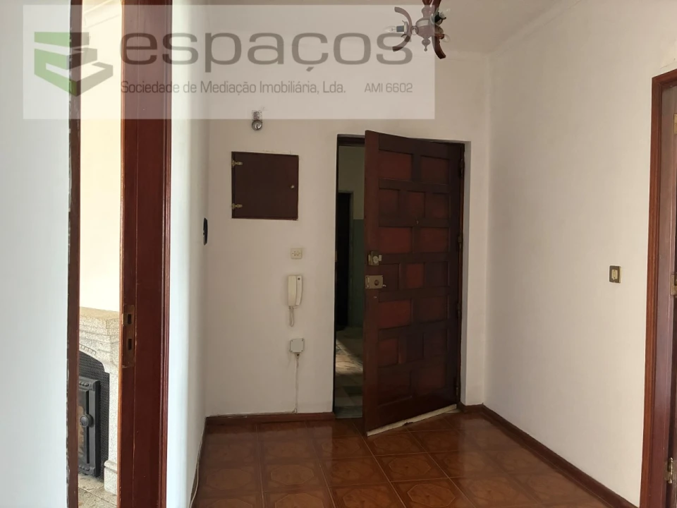 Apartamento T3 para Venda em Fundão, Valverde, Donas, A. Joanes, A. Nova Cabo Foto 2