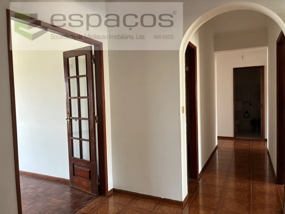 Apartamento T3 para Venda em Fundão, Valverde, Donas, A. Joanes, A. Nova Cabo Foto 1