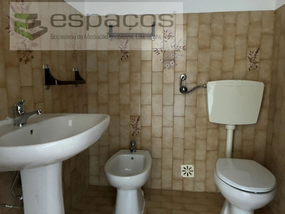 Apartamento T3 para Venda em Fundão, Valverde, Donas, A. Joanes, A. Nova Cabo Foto 25