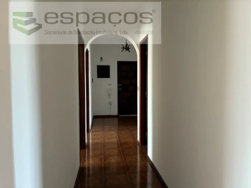 Apartamento T3 para Venda em Fundão, Valverde, Donas, A. Joanes, A. Nova Cabo