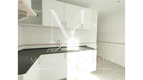 Apartamento T3 para Arrendamento em Marvila