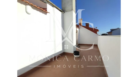 Apartamento T3 para Arrendamento em Marvila