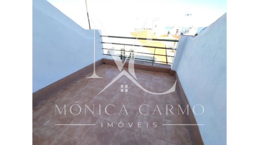 Apartamento T3 para Arrendamento em Marvila Foto 17