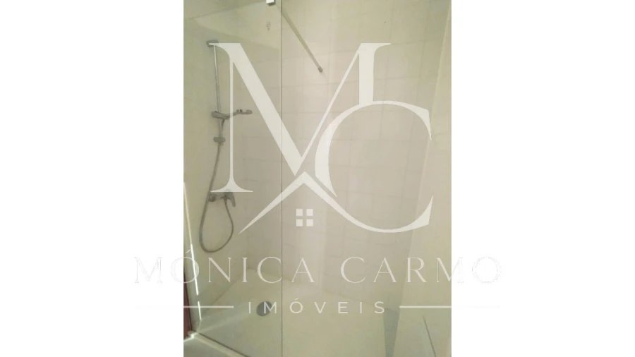Apartamento T3 para Arrendamento em Marvila Foto 20