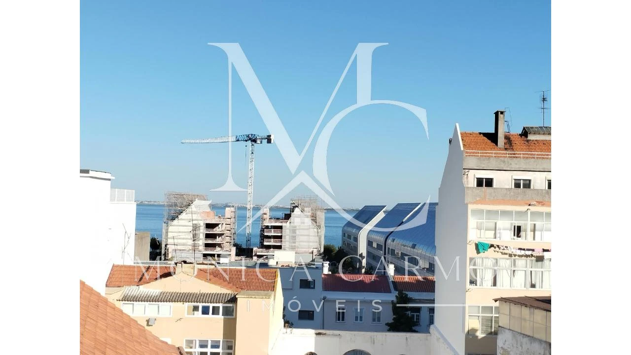 Apartamento T3 para Arrendamento em Marvila Foto 19