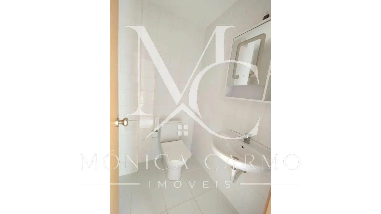 Apartamento T3 para Arrendamento em Marvila Foto 21