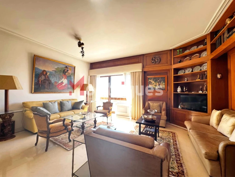 Apartamento T3 para Arrendamento em São Domingos de Benfica Foto 12