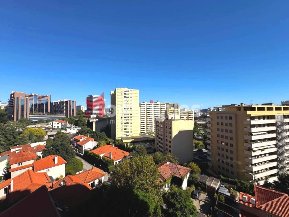 Apartamento T3 para Arrendamento em São Domingos de Benfica Foto 29