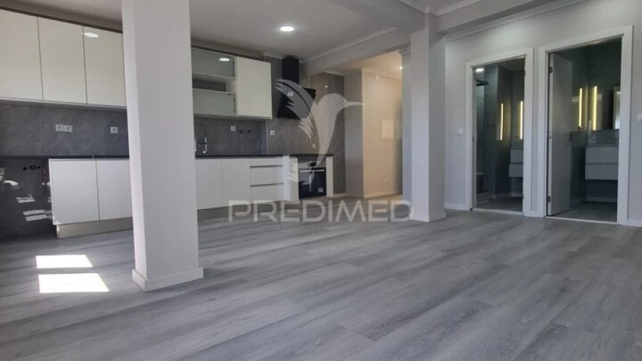 Apartamento T2 para Venda em Setubal (São Sebastião)