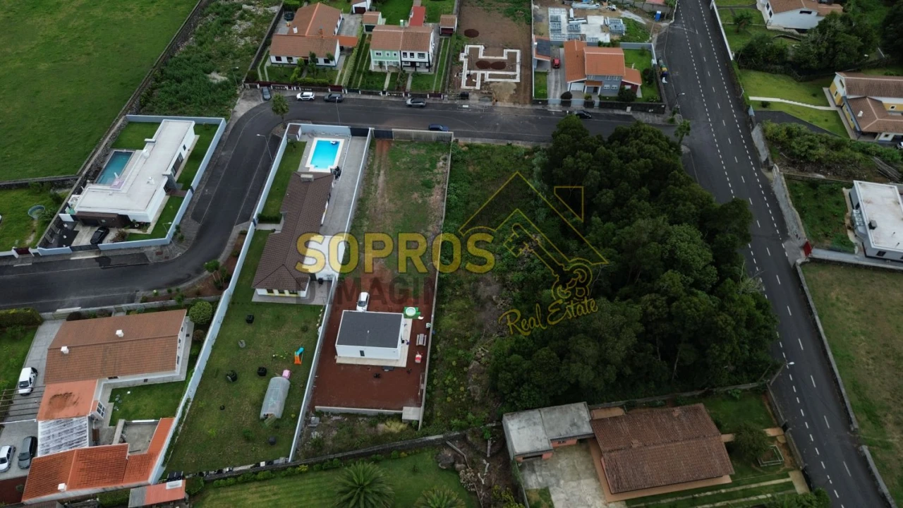Terreno para Venda em Terra Chã Foto 2