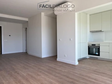 Apartamento T2 para Venda em Sesimbra (Santiago)