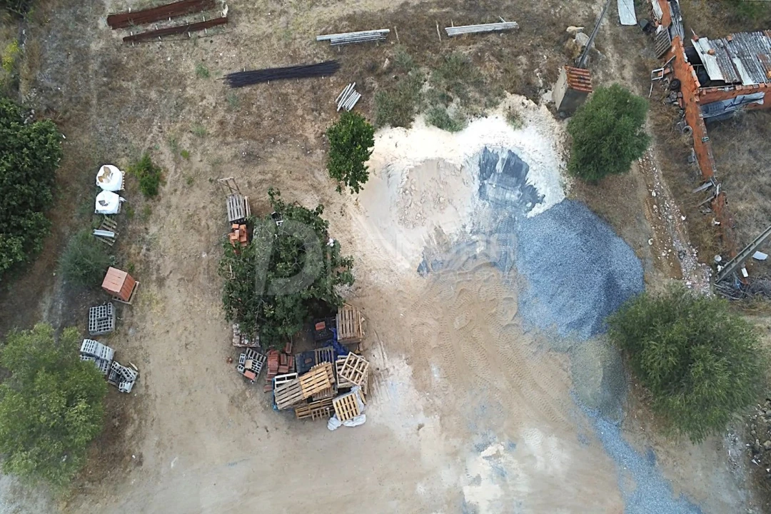 Terreno para Venda em Torrão Foto 2