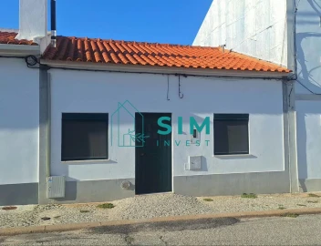 Moradia T2 para Venda em Bacelo e Senhora da Saúde