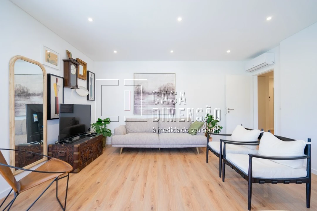 Apartamento T2 para Venda em Carnaxide e Queijas Foto 12