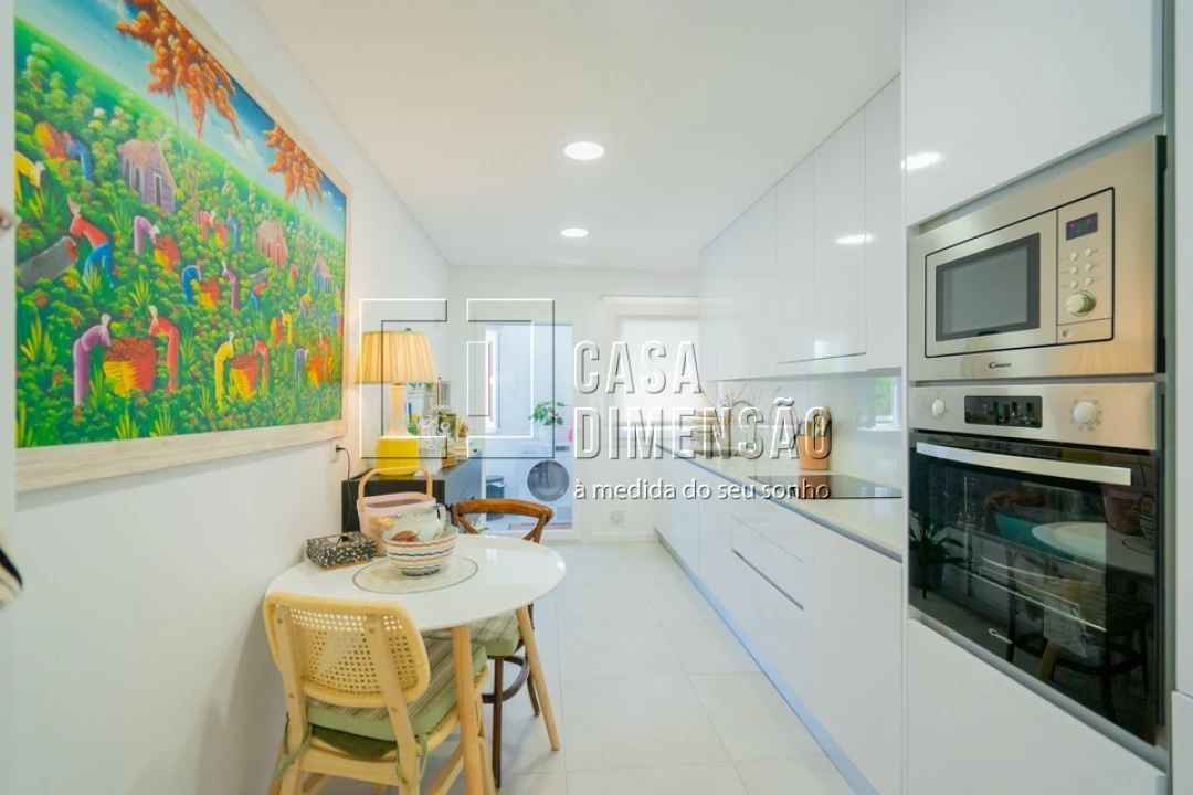 Apartamento T2 para Venda em Carnaxide e Queijas Foto 19