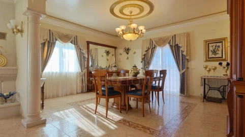 Moradia T4 para Venda em Milharado