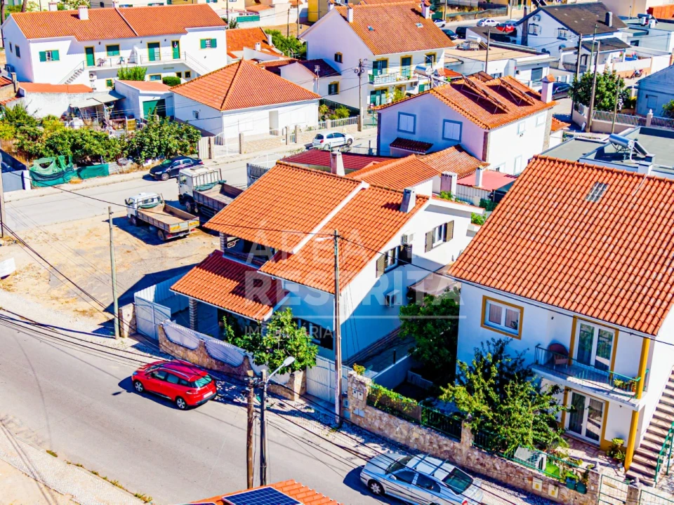 Moradia T3 para Venda em Quinta do Conde Foto 2