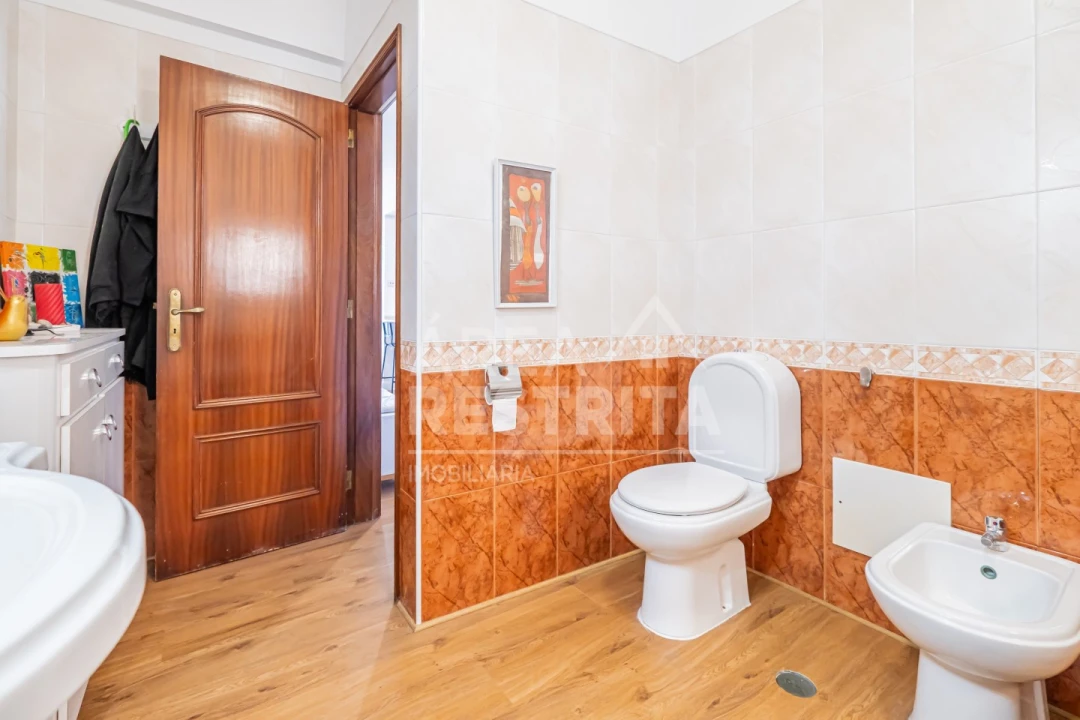 Moradia T3 para Venda em Quinta do Conde Foto 27