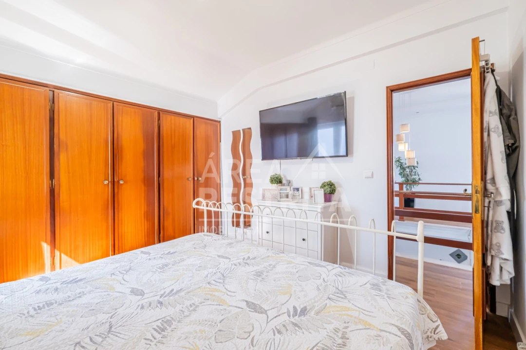 Moradia T3 para Venda em Quinta do Conde Foto 44