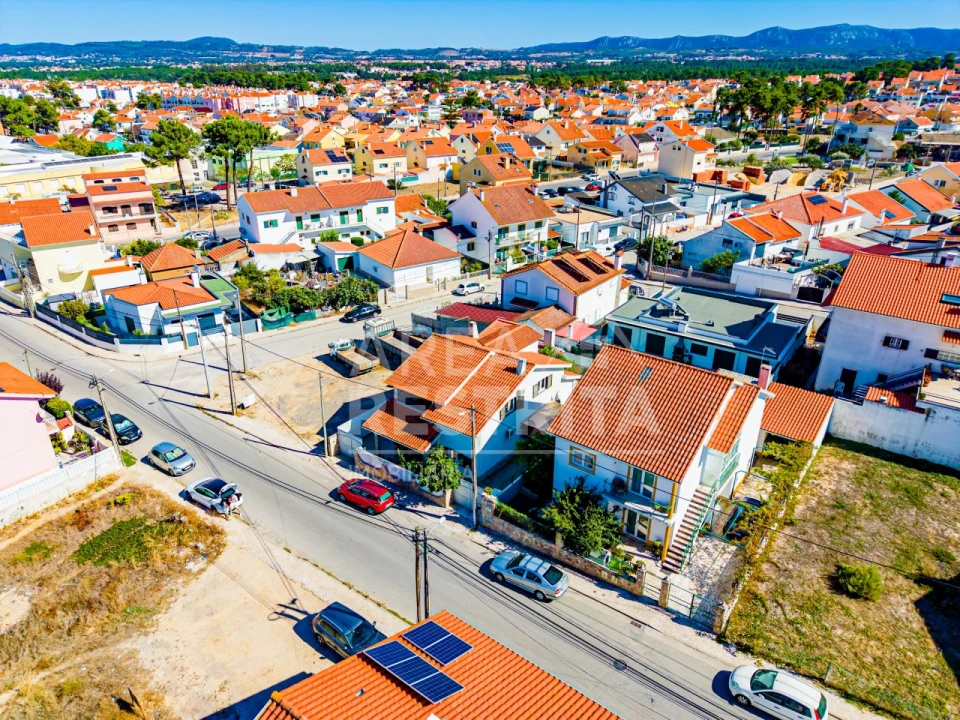 Moradia T3 para Venda em Quinta do Conde Foto 71