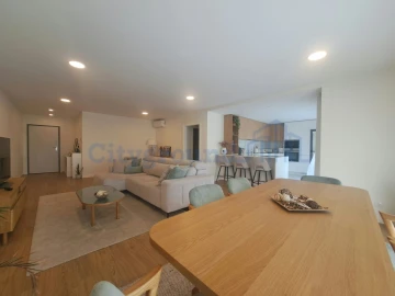 Apartamento T3 para Venda em Marrazes e Barosa