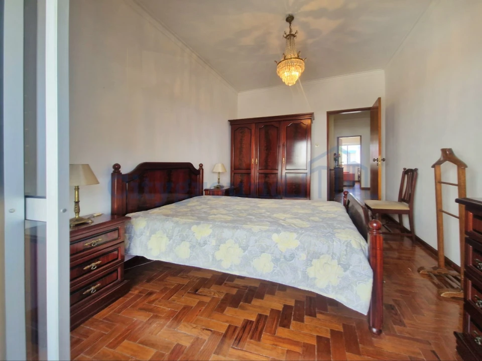 Apartamento T3 para Venda em Odivelas Foto 9