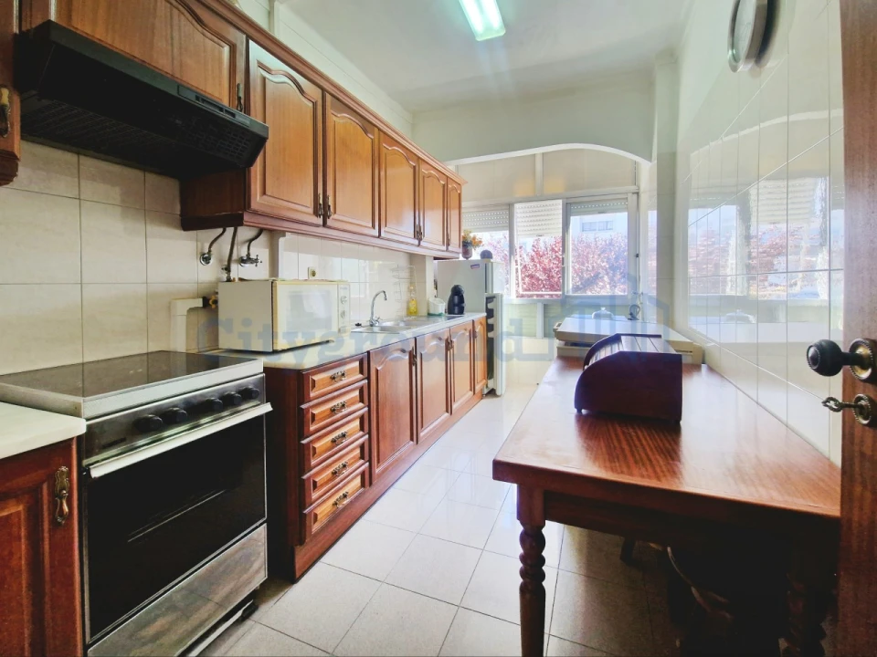 Apartamento T3 para Venda em Odivelas Foto 10