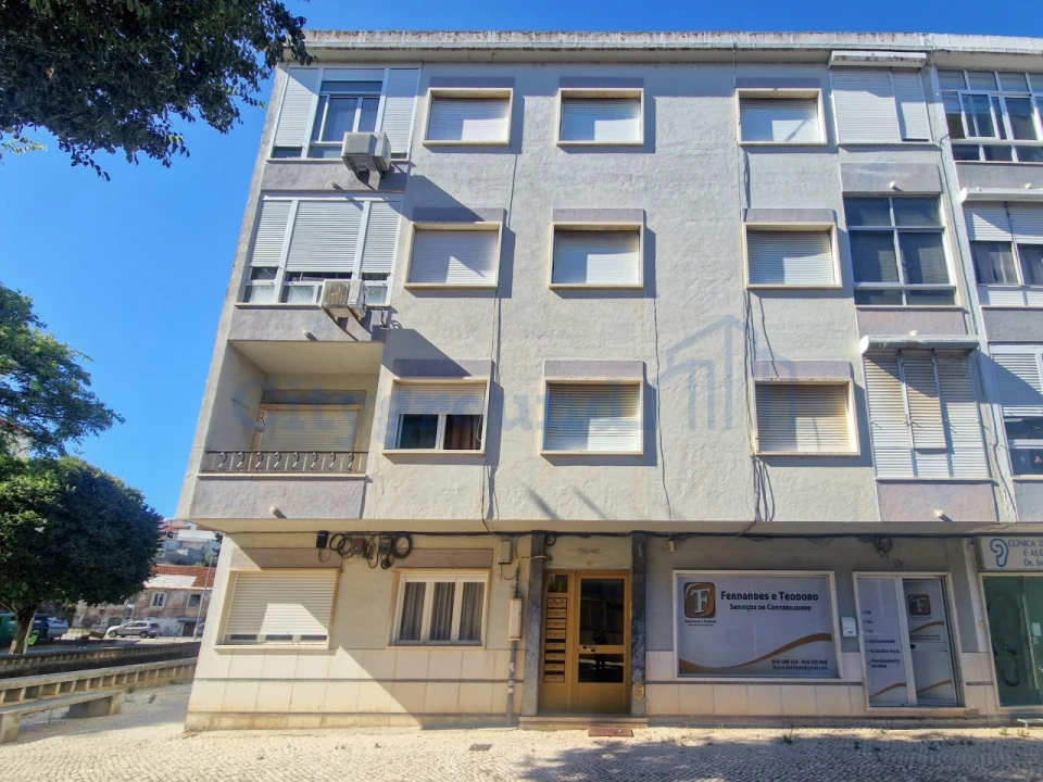 Apartamento T3 para Venda em Odivelas Foto 23